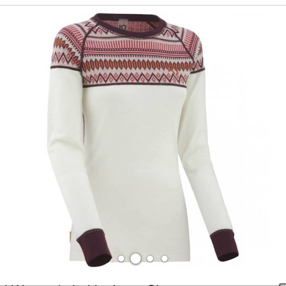 Title nine scandi long sleeve top